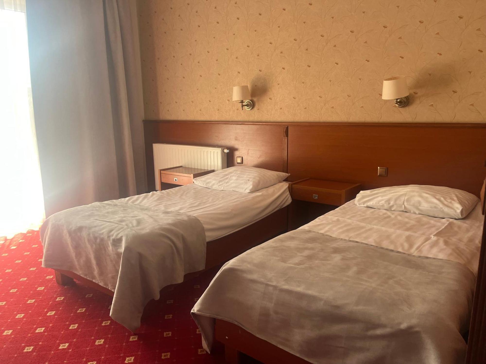 Hotel Albatros Serwy Eksteriør billede